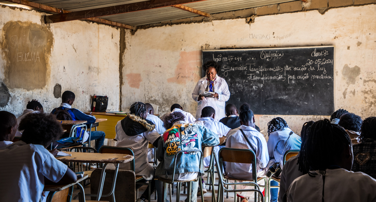 A classroom of students at Princess Diana School in Huambo