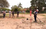 US Congressional staffers watch Cambodian HALO staff carry out demining activities
